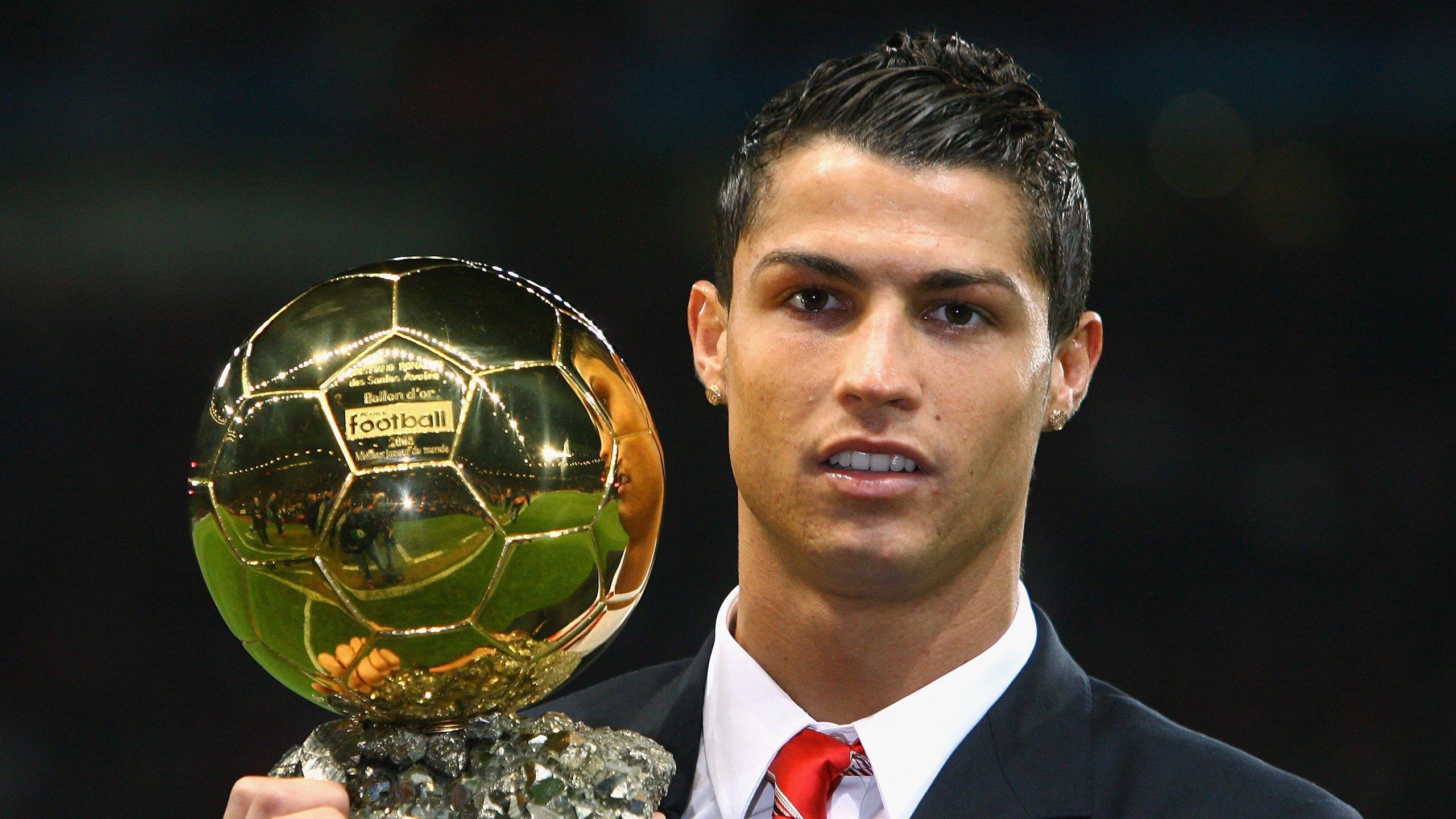 詹俊锐评，瓜帅摆大巴颠覆认知 战术求变令曼城臻于新境